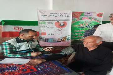  برپایی ایستگاه سلامت در مصلی نماز جمعه شهرستان های کاشان و آران و بیدگل