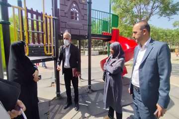  از فضا و وسایل بازی موجود در پارک ها بازدید شد